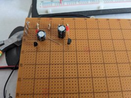 astable_multivibrator_lenovo_effect.jpg
